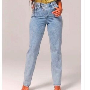 Abercrombie & Fitch Women’s Straight Blue Jeans